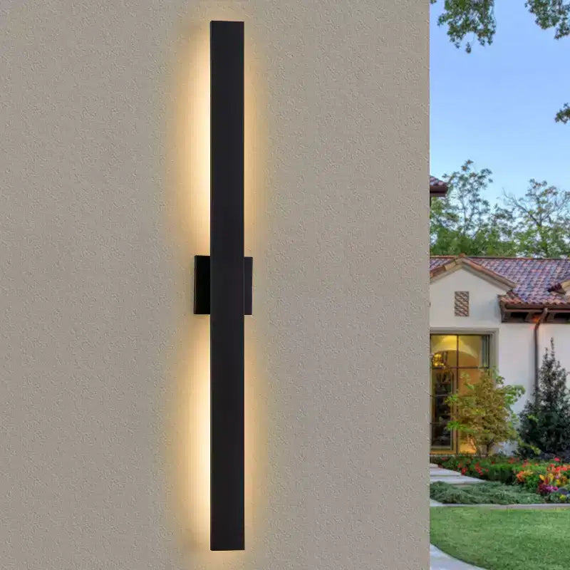 Applique murale extérieure LED à intensité variable noire avec verre dépoli