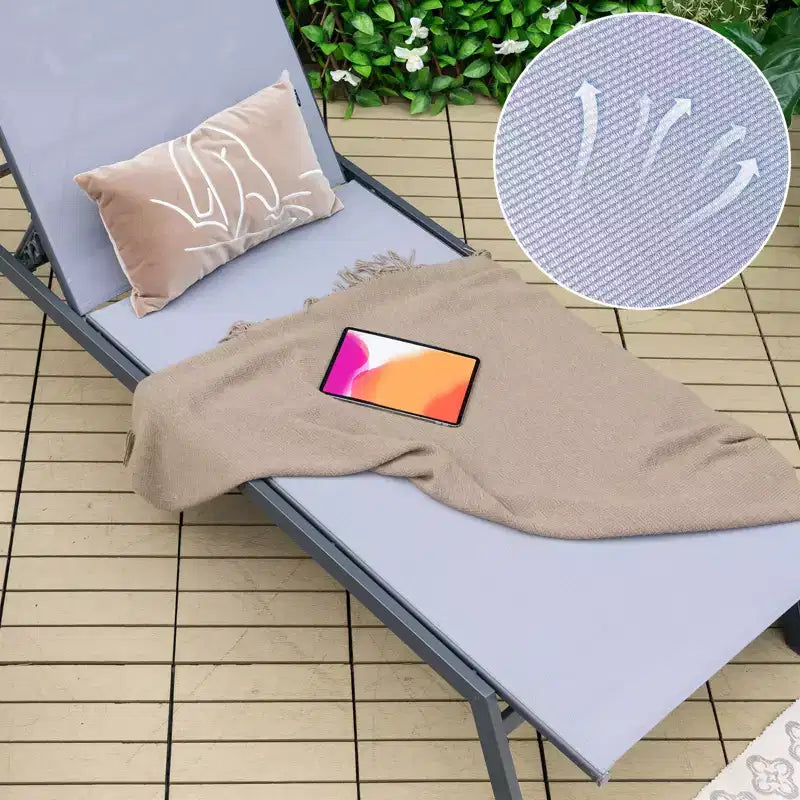 Chaise longue d'extérieur avec tissu à séchage rapide, inclinable et réglable